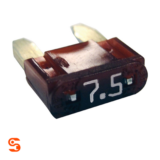 Maroon 7.5 amp ATM mini automotive blade fuse with silver terminals and white amperage marking